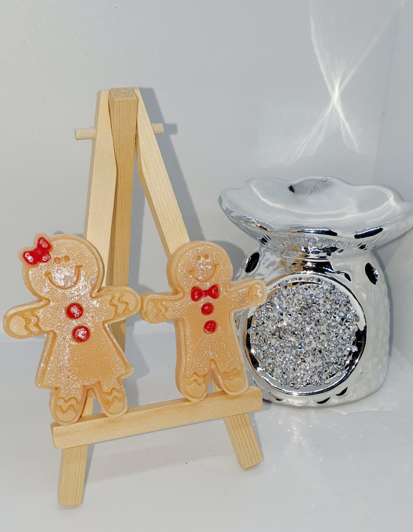Gingerbread House Scented gingerbread Man & Lady WAXIDENT